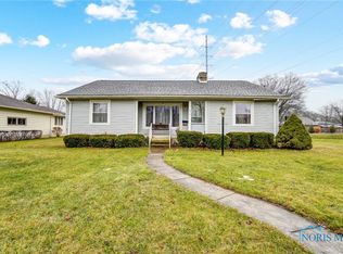 1427 Brookside Dr, Findlay, OH 45840