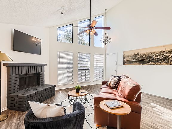 4th image of 12407 Autumn Vista St #C