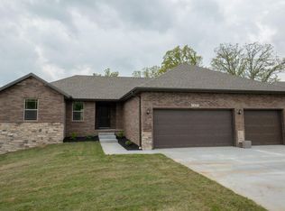 968 E Lakota St, Nixa, MO 65714