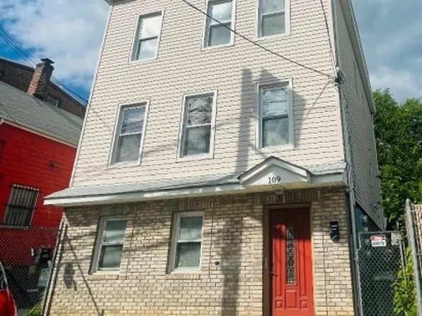 109 S Park St, Elizabeth City, NJ 07206