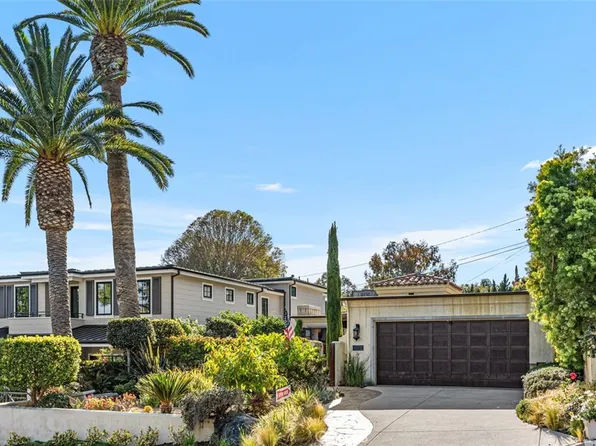 486 Locust St, Laguna Beach, CA 92651