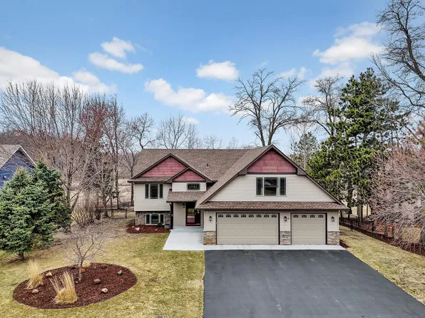 30098 Foxtail Ln, Stacy, MN 55079