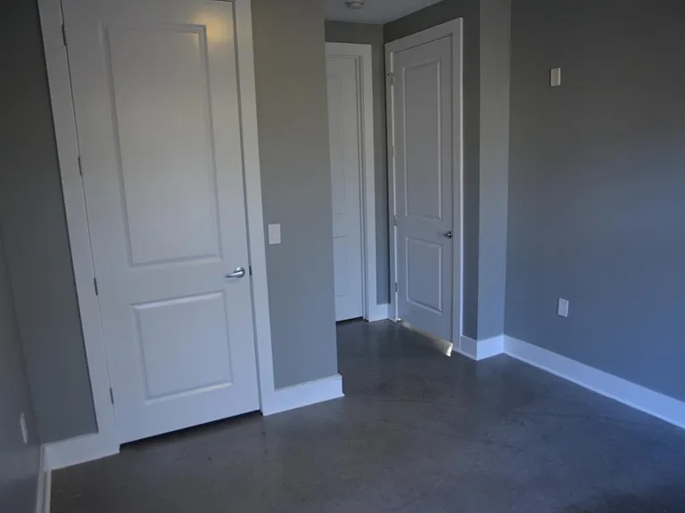 1101 W 1st St #118 — Photo 16