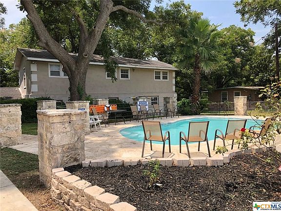 5th image of 2303 Lakewood Dr