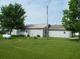 N7653 Evergreen Dr, Algoma, WI 54201
