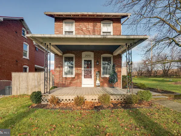 301 Shackamaxon St, Leesport, PA 19533