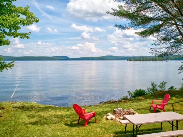 35 Applebee Lane, Enfield, ME 04493