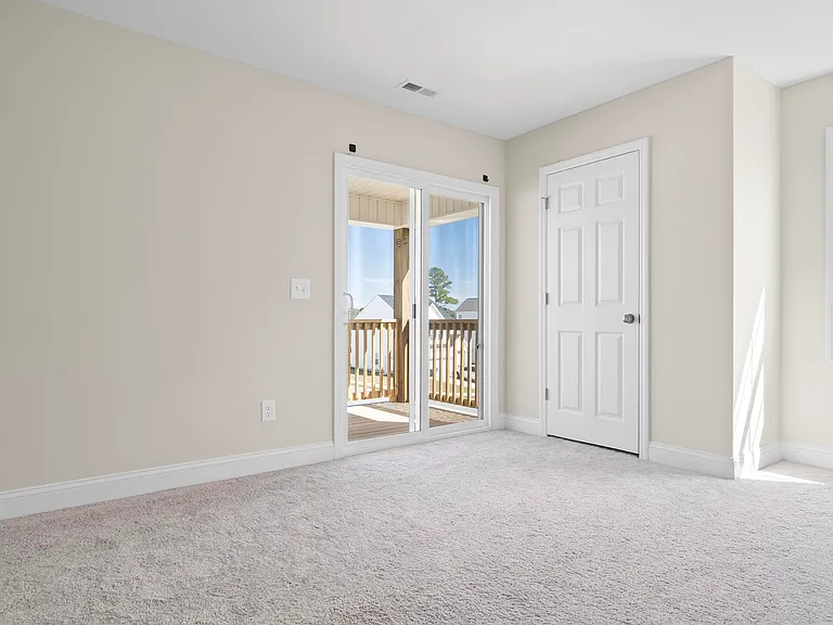 208 Broadleaf Dr — Photo 35