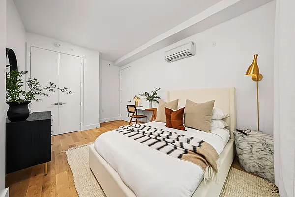 Rented by Nooklyn NYC LLC | media 59