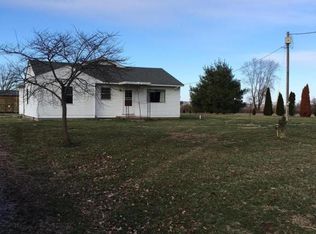 7625 N State Route 3, Wolf Lake, IL 62998