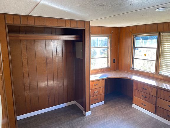 3rd image of 126 Lenoir Ave #6