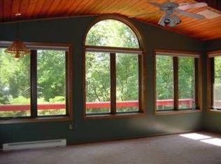 W1235 Town Line Rd, Oostburg, WI 53070