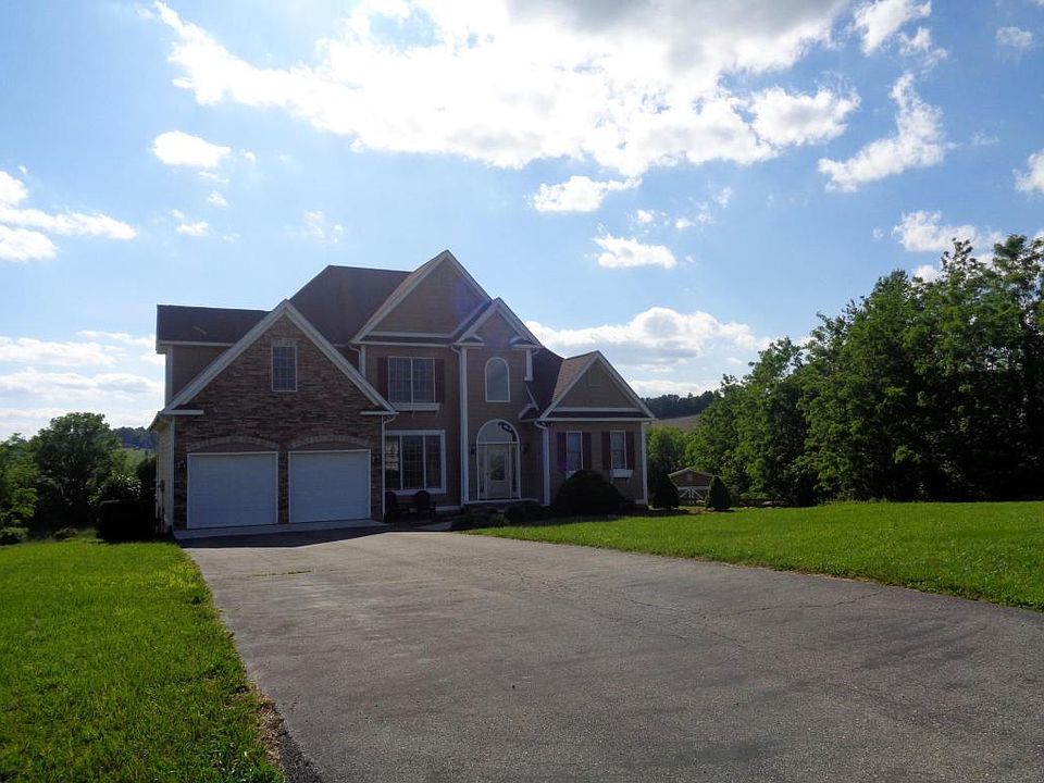 1st image of 165 Donaldsburg Ln