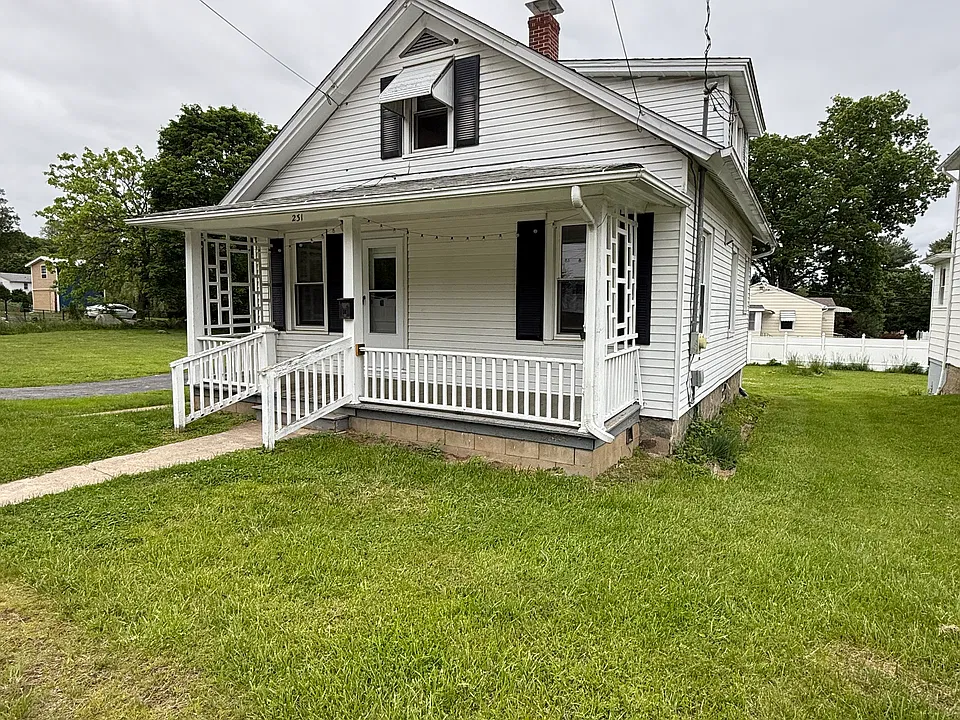 231 Mansfield Ave
