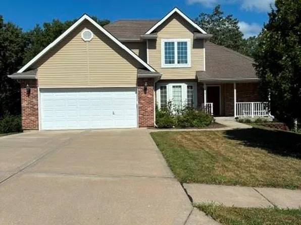 1517 Duncan Dr, Liberty, MO 64068