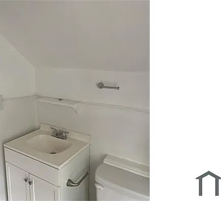 2105 Mimosa St — Photo 11