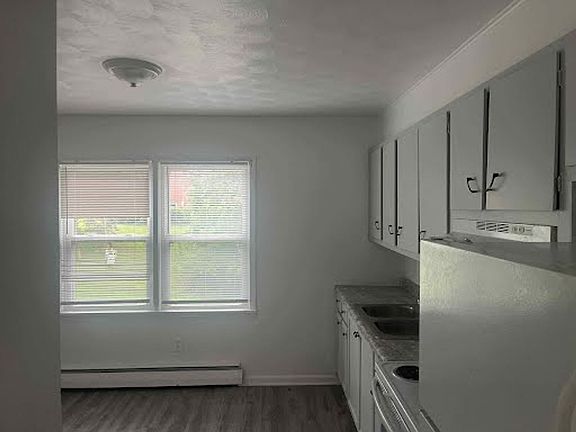 2nd image of 100 Navaho Ct #4
