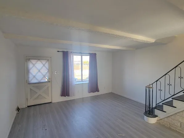 6721 Cottage St, Philadelphia, PA 19135