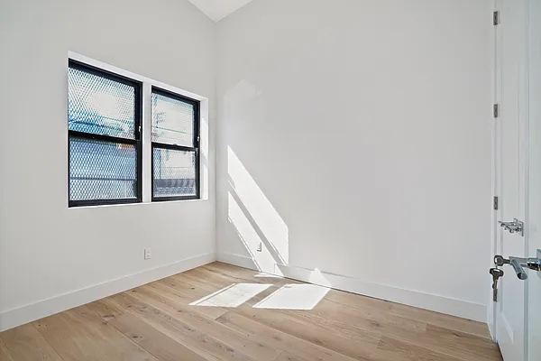 Rented by Crifasi Real Estate | media 40