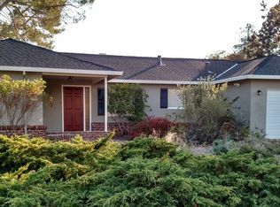 420 La Prenda Rd, Los Altos, CA 94024