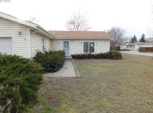 615 NE 4th St, Hermiston, OR 97838