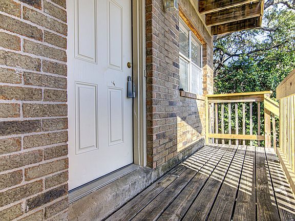4th image of 8104 Dunn St #B