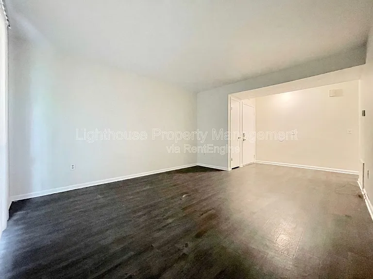 2972 Vineland Ave SE — Photo 4