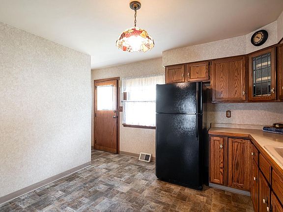 5th image of 3239 S 54th STREET