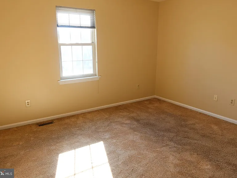 4581 Green Tree Rd — Photo 17