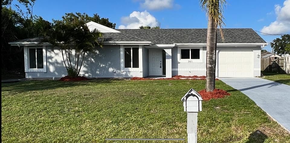 1st image of 205 SE Whitmore Drive