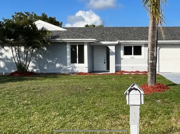 205 SE Whitmore Drive, Port St Lucie, FL 34984