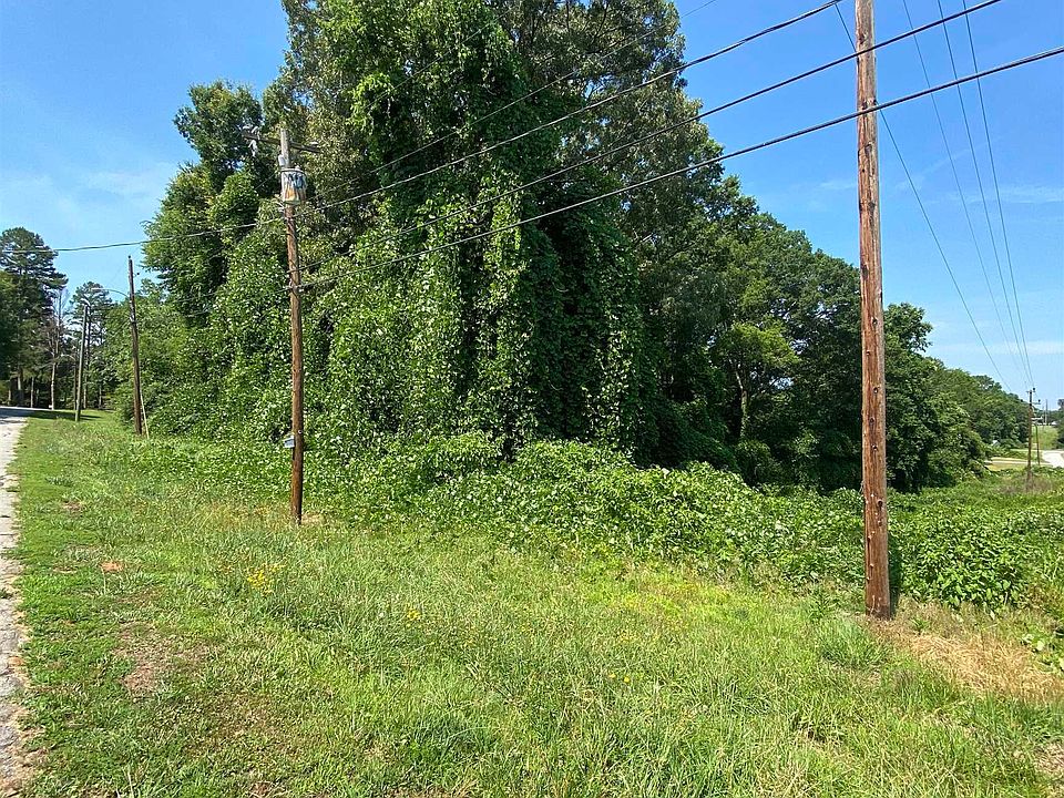 2nd image of Cummings St