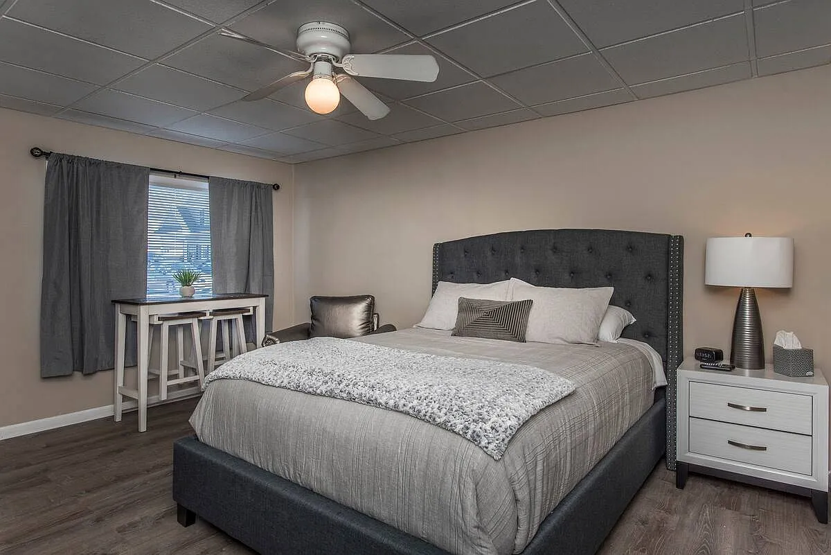1 bed, 800 sqft, $1,250 — Photo 1