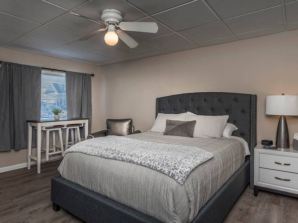 1st image of 1509 Main St #16