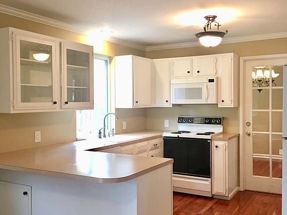 5th image of 12904 SE 69th Pl