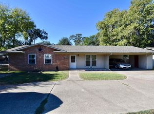 2121 Old Omen Rd, Tyler, TX 75701