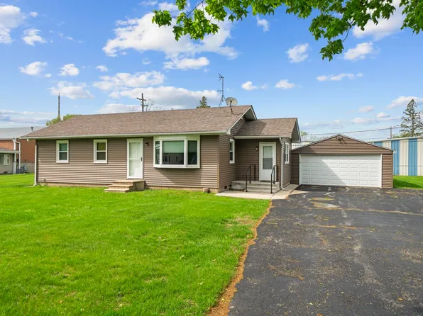 2108 Margaret Dr, Loves Park, IL 61111