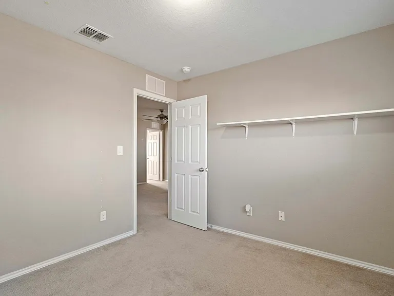 11747 Deer Ml — Photo 11