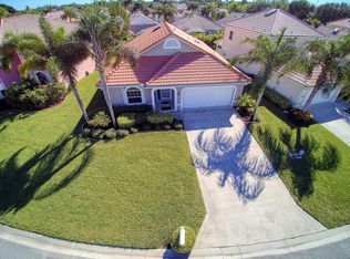 6065 SE Grand Cay Ct, Stuart, FL 34997