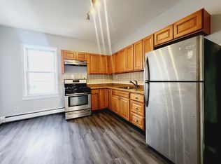 184 Carteret Ave #1, Jersey City, NJ 07305