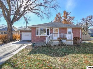 5401 Gladstone St, Lincoln, NE 68504