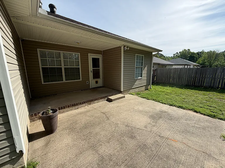 21 Weatherwood Dr — Photo 34