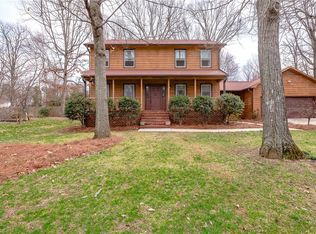 1022 Branchwood Dr, Kernersville, NC 27284