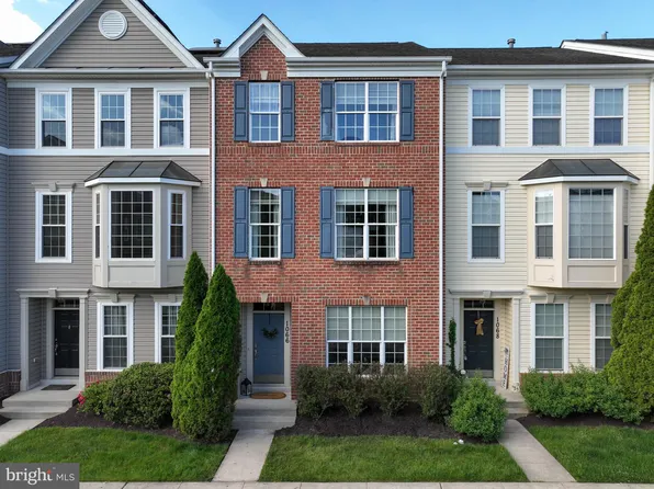 1066 Pipistrelle Ct, Odenton, MD 21113