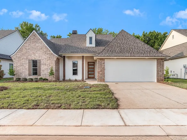 458 Stacey Ln, Bossier City, LA 71111