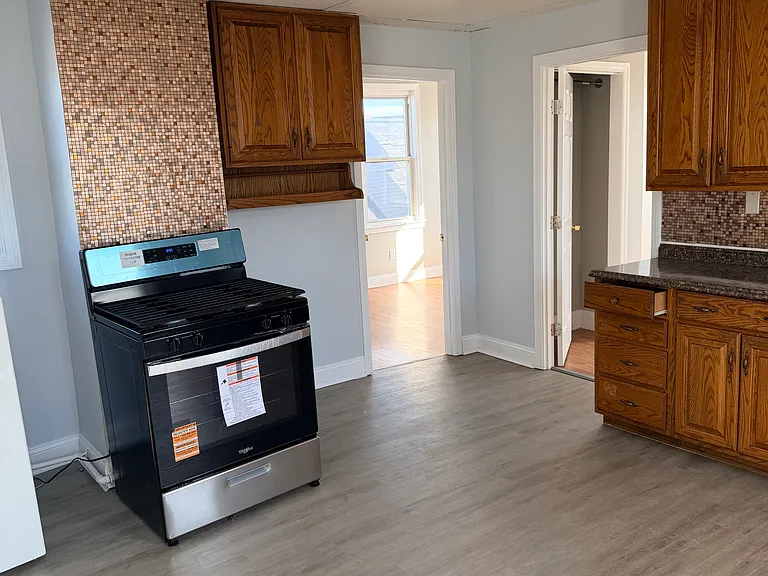 39 Wamesit St #3 — Photo 2