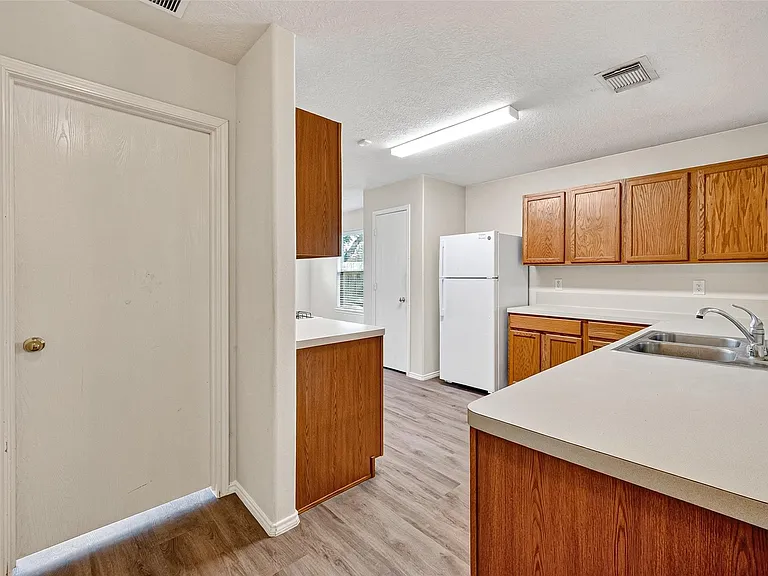 19119 Yaupon Ranch Dr — Photo 18