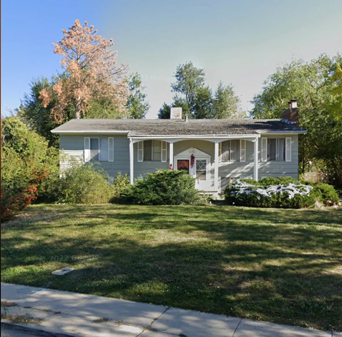 118 N Orchard Dr — Photo 1