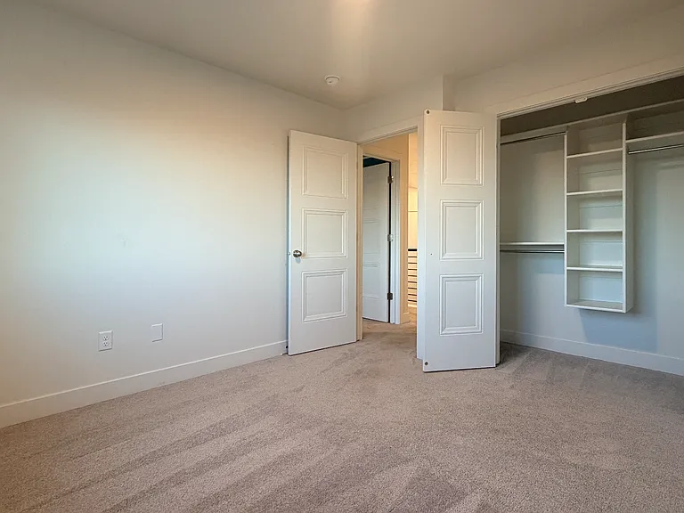 149 W Harvest Village Ln — Photo 8
