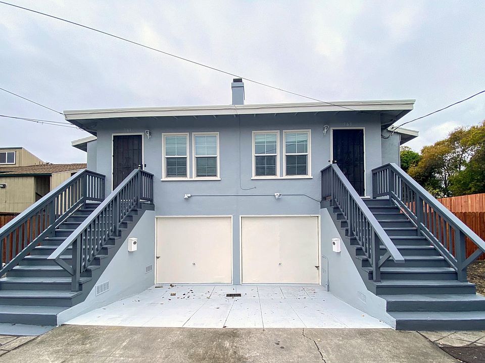 Live your best life in this newly remodeled 2 story unit (563 is on the right)